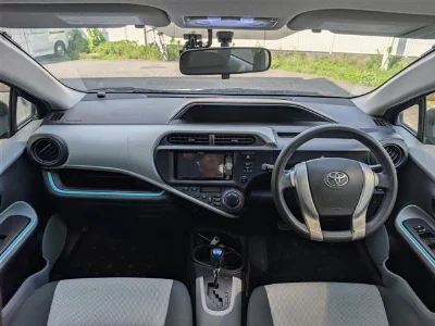 TOYOTA AQUA 2012 с аукциона, 1500cc, пробег 94 000 км