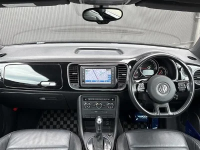 VOLKSWAGEN THE BEETLE