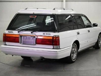 TOYOTA CROWN WAGON