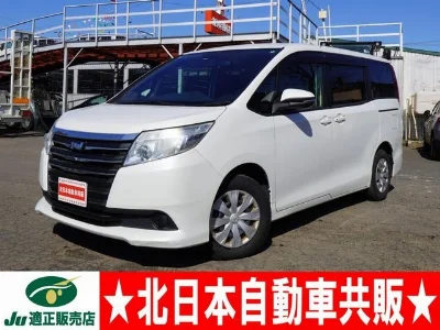 TOYOTA NOAH 2014 с аукциона, 2000cc, пробег 70 000 км