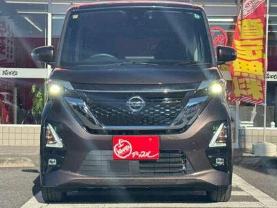 NISSAN ROOX 2020 с аукциона, 660cc, пробег 88 000 км