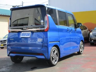 NISSAN ROOX