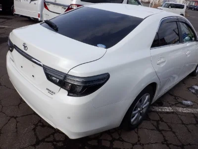 TOYOTA MARK X 2017 с аукциона, 2500cc, пробег 85 000 км