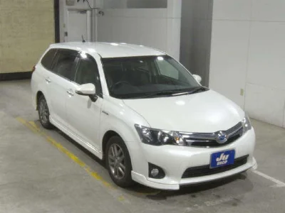 TOYOTA COROLLA FIELDER