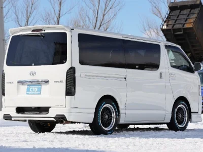 TOYOTA HIACE VAN 2014 с аукциона, 3000cc, пробег 146 000 км