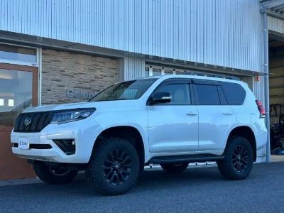 TOYOTA LAND CRUISER PRADO 2023 с аукциона, 2700cc, пробег 16 000 км