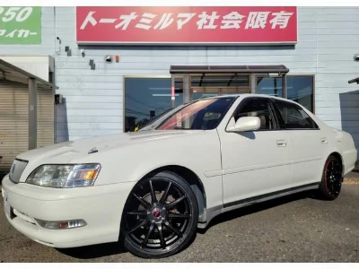 TOYOTA CRESTA