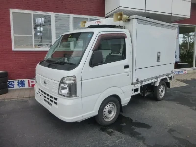 NISSAN CLIPPER TRUCK