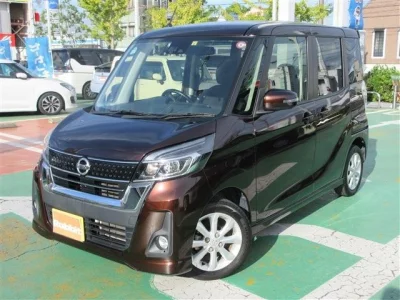 NISSAN DAYZ ROOX