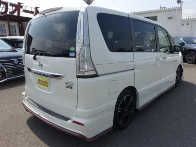 NISSAN SERENA 2016 с аукциона, 2000cc, пробег 63 000 км