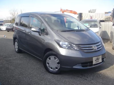 HONDA FREED 2011 с аукциона, 1500cc, пробег 32 000 км