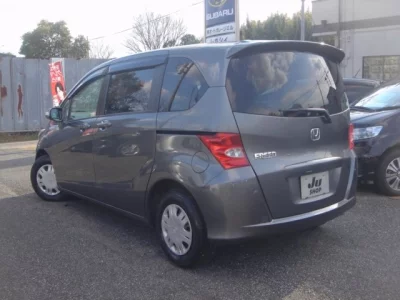 HONDA FREED 2011 с аукциона, 1500cc, пробег 32 000 км