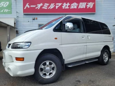 MITSUBISHI DELICA