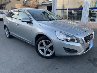 VOLVO V60 с аукциона, 1600cc, пробег 85 000 км