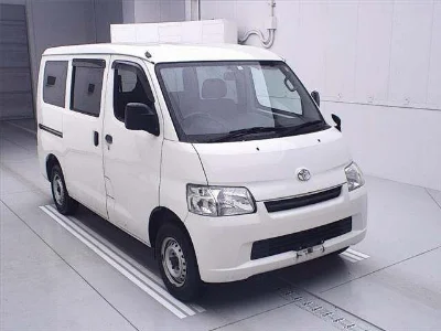 TOYOTA LITE ACE VAN