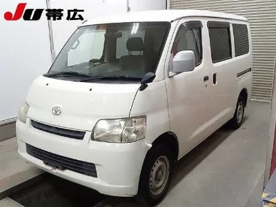 TOYOTA LITE ACE VAN