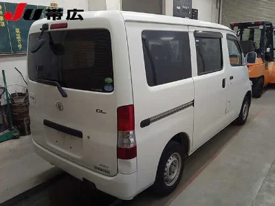 TOYOTA LITE ACE VAN