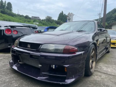 NISSAN SKYLINE
