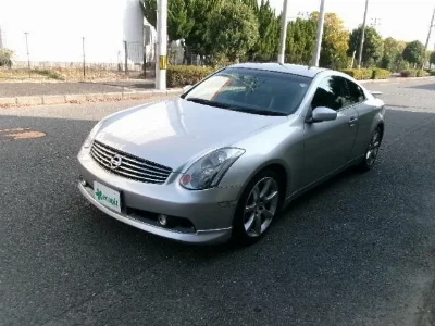 NISSAN SKYLINE
