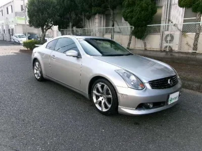 NISSAN SKYLINE