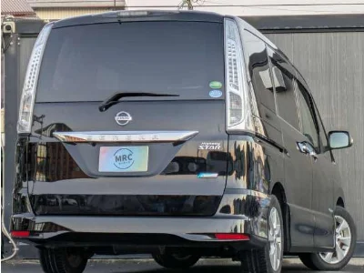 NISSAN SERENA 2012 с аукциона, 2000cc, пробег 72 000 км