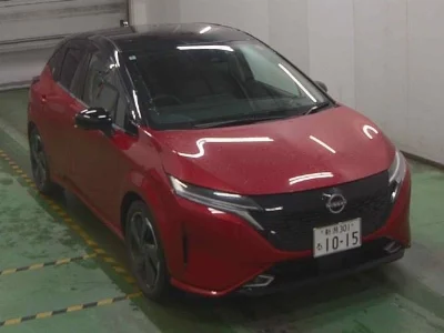NISSAN AURA