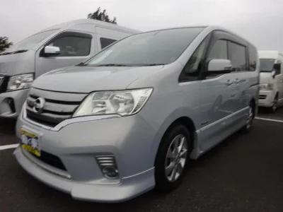 NISSAN SERENA