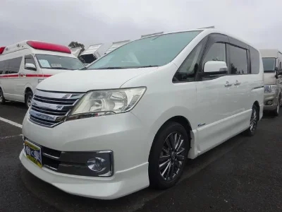 NISSAN SERENA