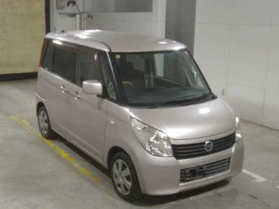 NISSAN ROOX 2011 с аукциона, 660cc, пробег 49 000 км