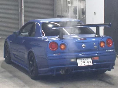 NISSAN SKYLINE