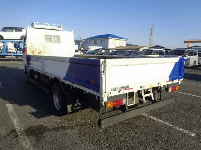 MITSUBISHI CANTER 2020 с аукциона, 3000cc, пробег 184 000 км