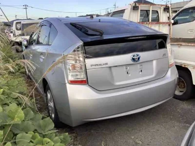 TOYOTA PRIUS 2009 с аукциона, 1800cc, пробег 120 000 км