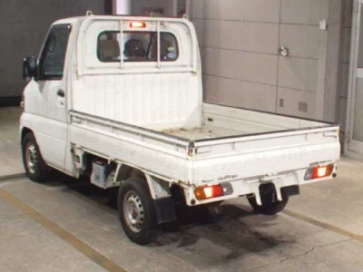 NISSAN CLIPPER TRUCK