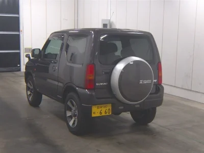 SUZUKI JIMNY 2011 с аукциона, 660cc, пробег 92 000 км