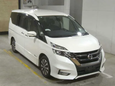 NISSAN SERENA  с аукциона, 2000cc, пробег 136 000 км