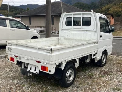 NISSAN CLIPPER TRUCK