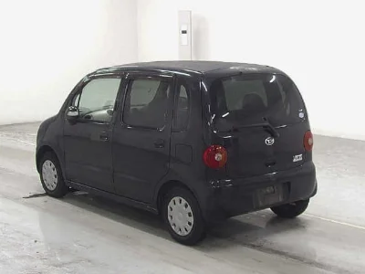 DAIHATSU MOVE LATTE