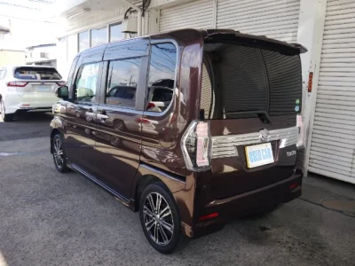 DAIHATSU TANTO 2019 с аукциона, 660cc, пробег 69 000 км