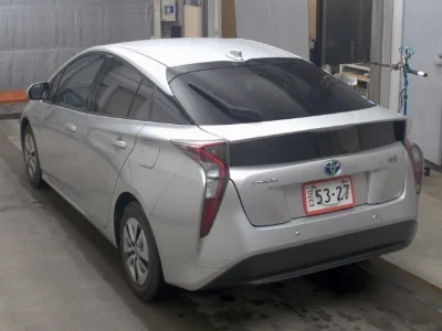 TOYOTA PRIUS с аукциона, 1800cc, пробег 139 000 км