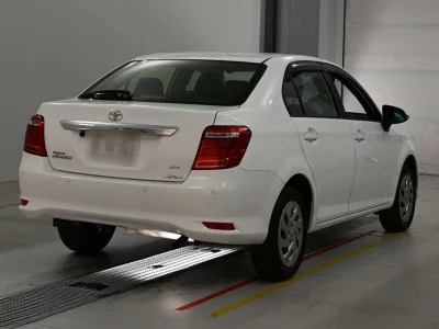 TOYOTA COROLLA AXIO 2021 с аукциона, 1500cc, пробег 63 000 км