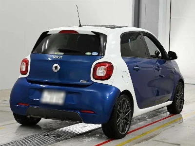 SMART FOURFOUR
