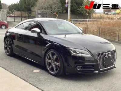 AUDI TT