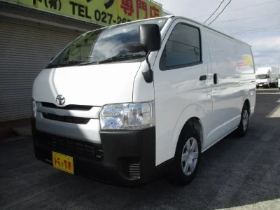TOYOTA REGIUS VAN