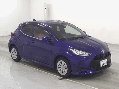 TOYOTA YARIS 2021 с аукциона, 1500cc, пробег 32 000 км