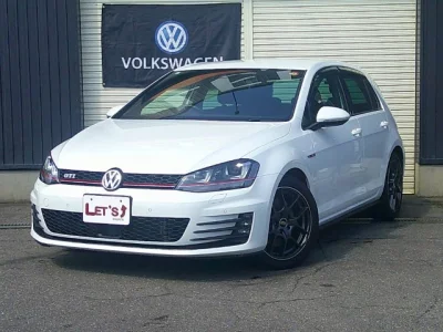 VOLKSWAGEN GOLF 2015 с аукциона, 2000cc, пробег 33 000 км