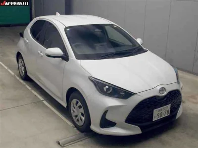 TOYOTA YARIS 2025 с аукциона, 1000cc, пробег 14 000 км