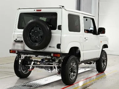 SUZUKI JIMNY 2025 с аукциона, 660cc, пробег 12 000 км