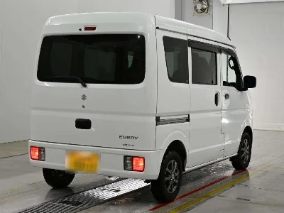 SUZUKI EVERY 2021 с аукциона, 660cc, пробег 59 000 км