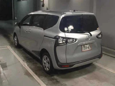 TOYOTA SIENTA 2021 с аукциона, 1500cc, пробег 77 000 км