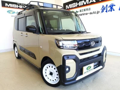 DAIHATSU TANTO FUN CROSS